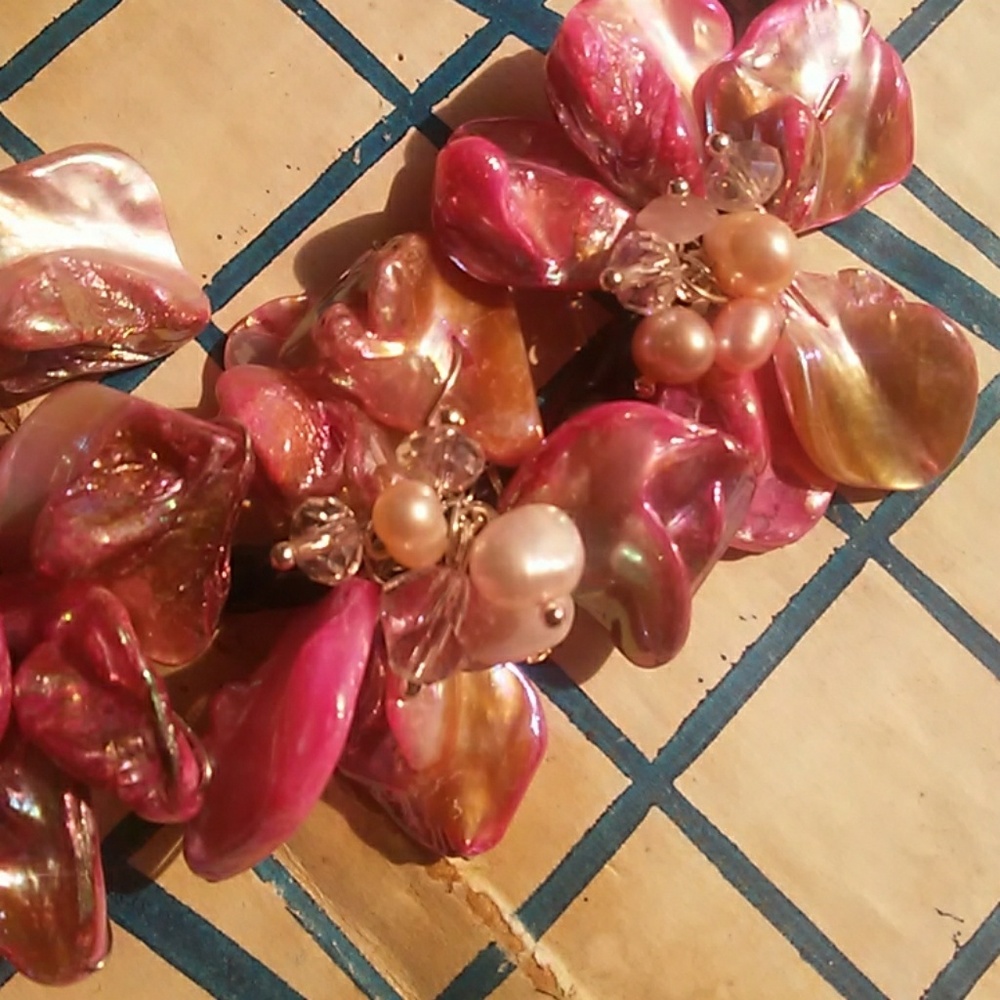 Shell Necklace - image 3